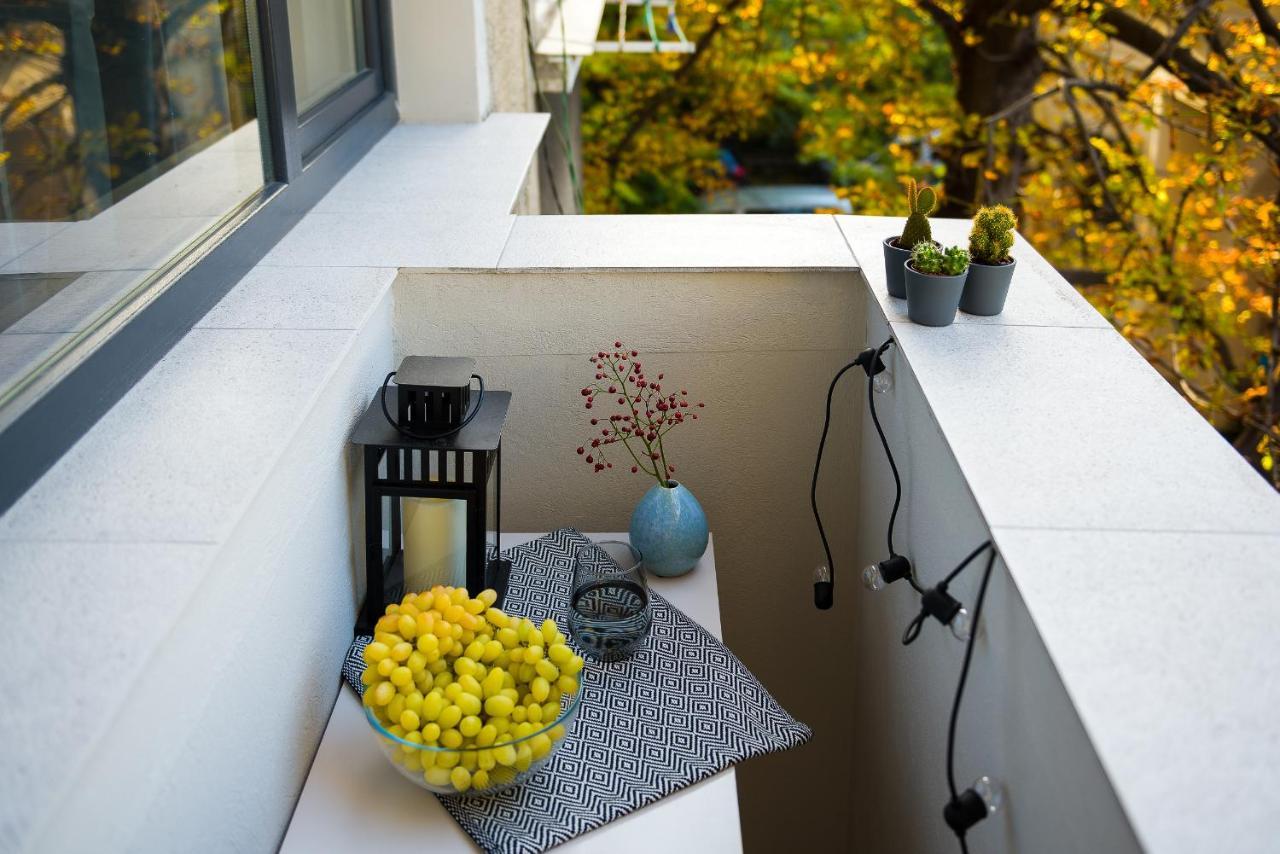 Sunny Studio - Top Location - Green View Balcony 布加勒斯特 外观 照片